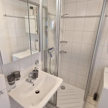 Boehler-landstrasse-154d * Санкт-Петер-Ординг